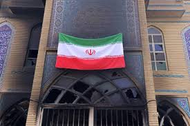 ஈரான் மீது "முன்னெப்போதும் இல்லாத" தாக்குதல்: பென்டகன் தலைவரின் அதிரடி எச்சரிக்கை மற்றும் டிரம்ப் விதித்த காலக்கெடு!